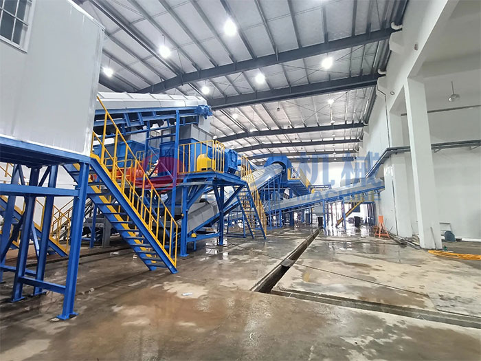 large garbage sorting equipment