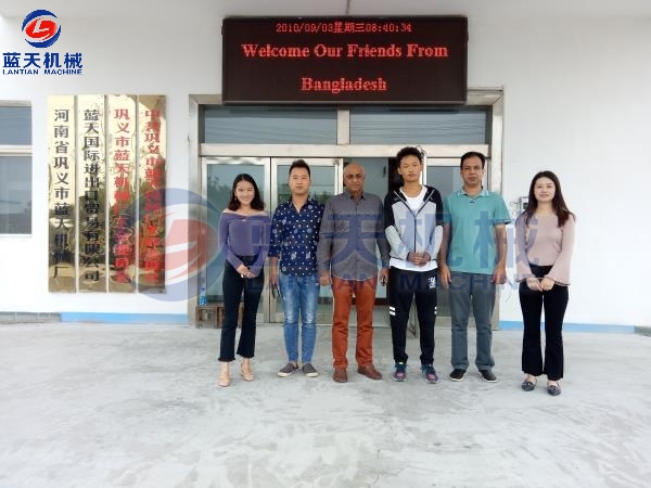 bangladeshi customers visit waste sorting machine